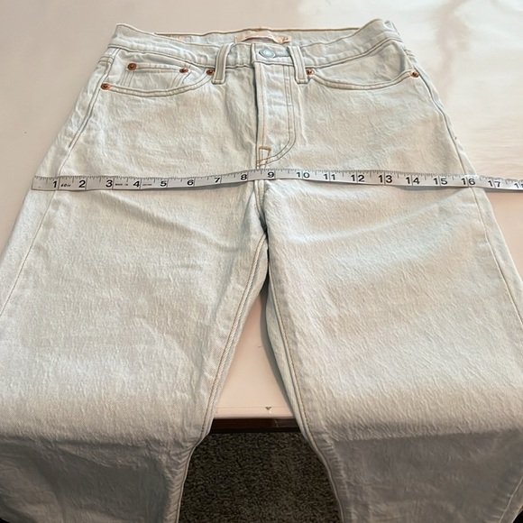 Levi’s Premium Wedgie Straight High Rise Size 24 - Picture 5 of 16